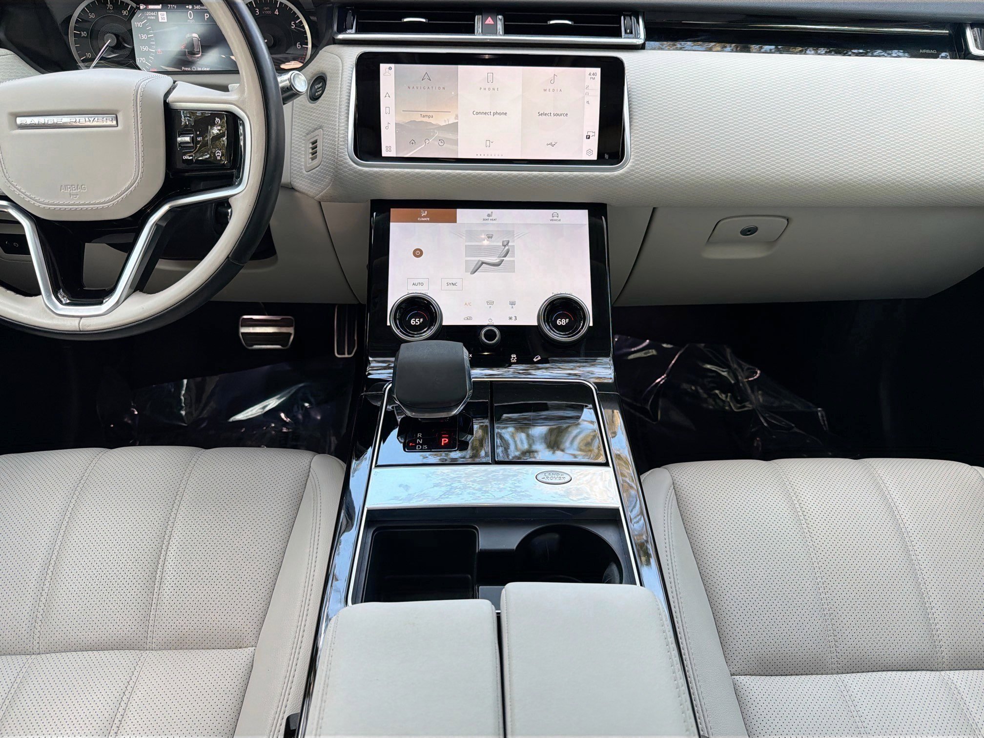 Used 2022 Land Rover Range Rover Velar R-Dynamic S AWD/4WD image 19