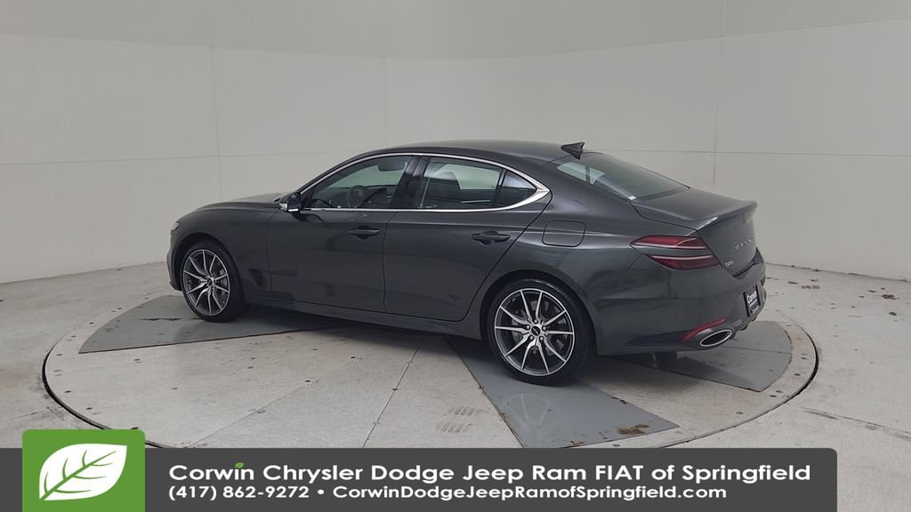 Used 2025 Genesis G70 2.5T image 10