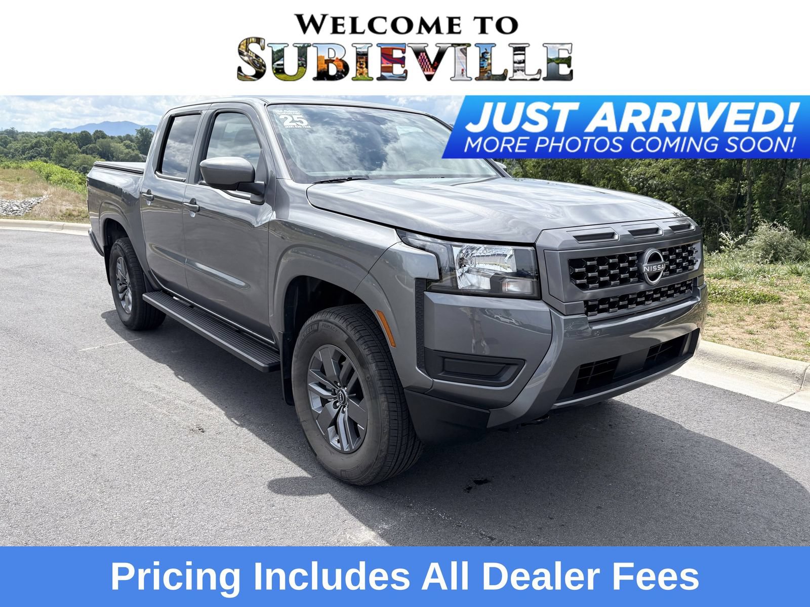 Used 2025 Nissan Frontier SV AWD/4WD image 1