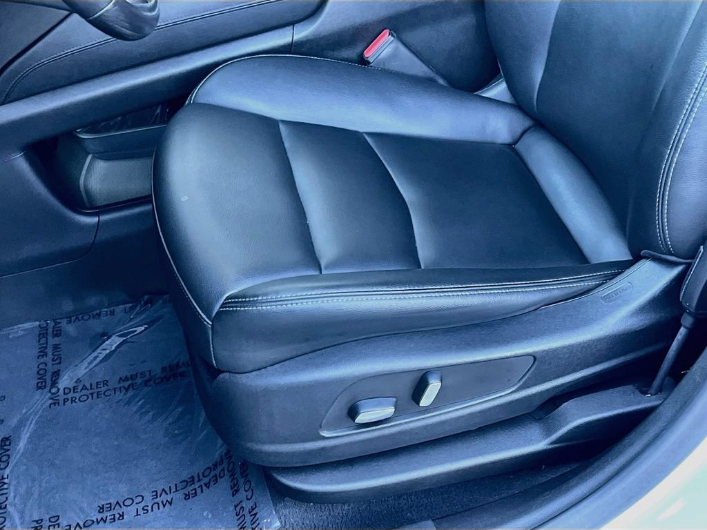 Used 2022 Cadillac XT6 Luxury FWD image 14