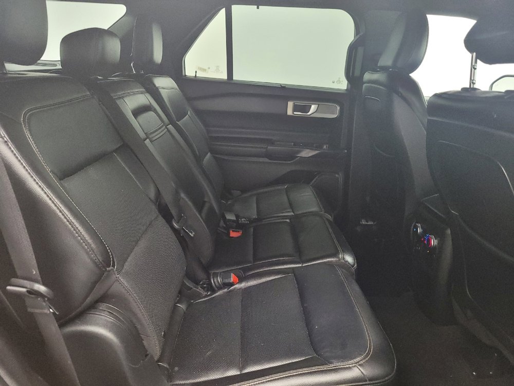 Used 2020 Ford Explorer Limited image 19