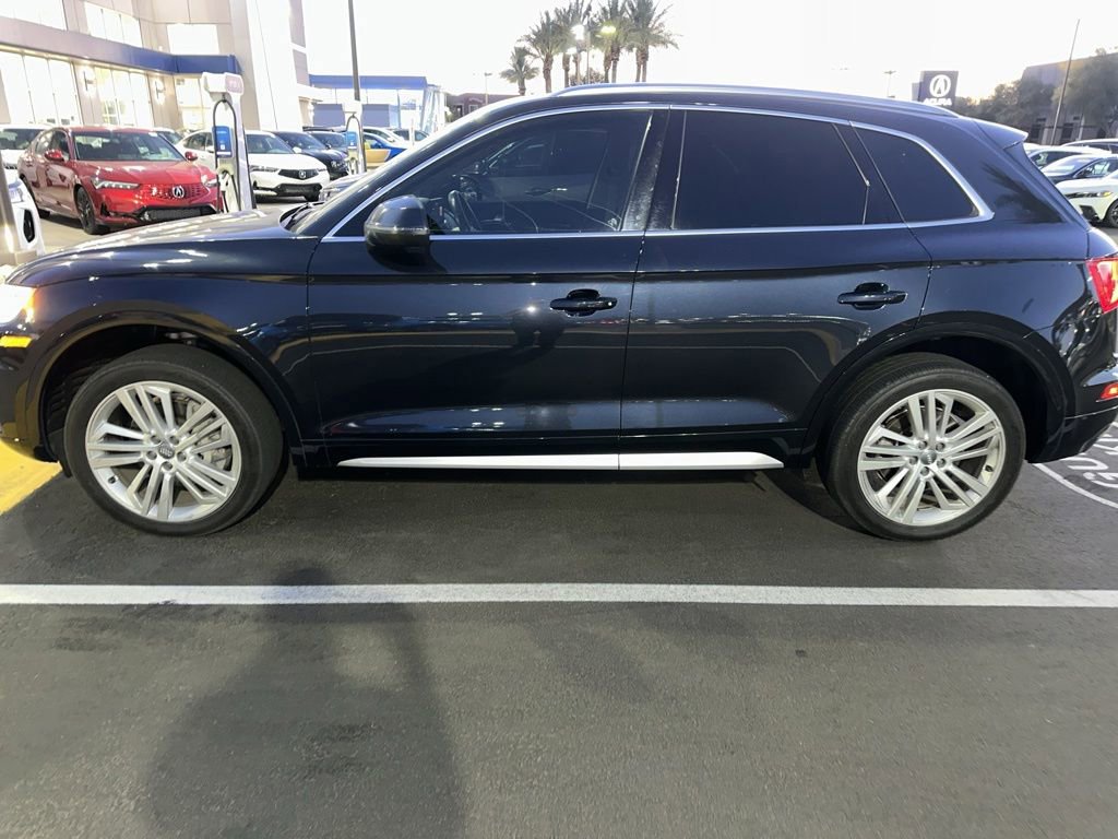 Used 2018 Audi Q5 2.0T Premium Plus w/ Premium Plus Package AWD/4WD image 7