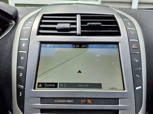 Used 2017 Lincoln MKZ Reserve w/ Technology Package AWD/4WD image 23