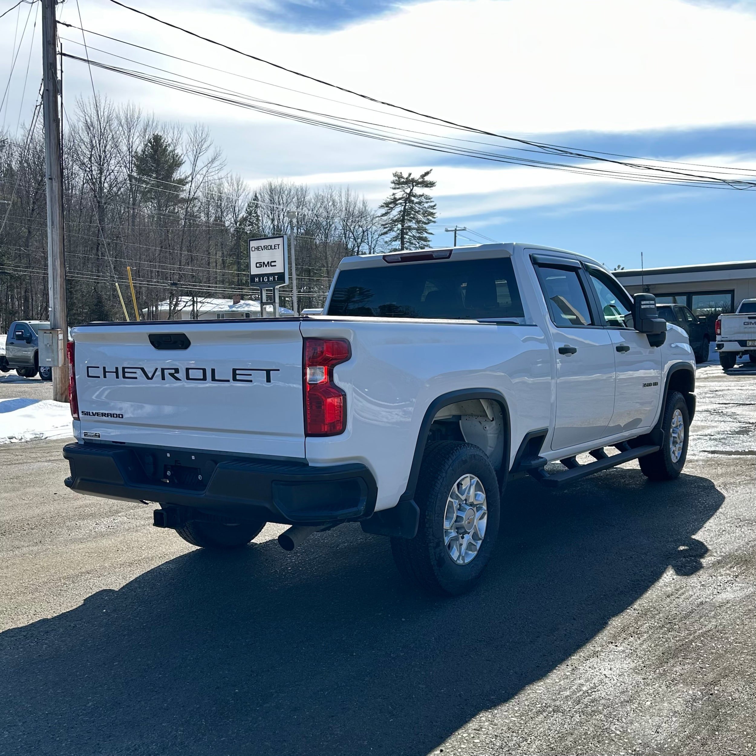 Used 2025 Chevrolet Silverado 3500 W/T AWD/4WD image 3