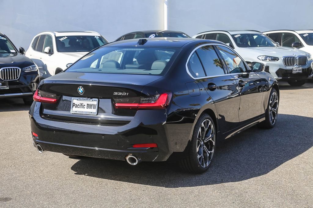 New 2026 BMW 330i Sedan w/ Convenience Package RWD image 6