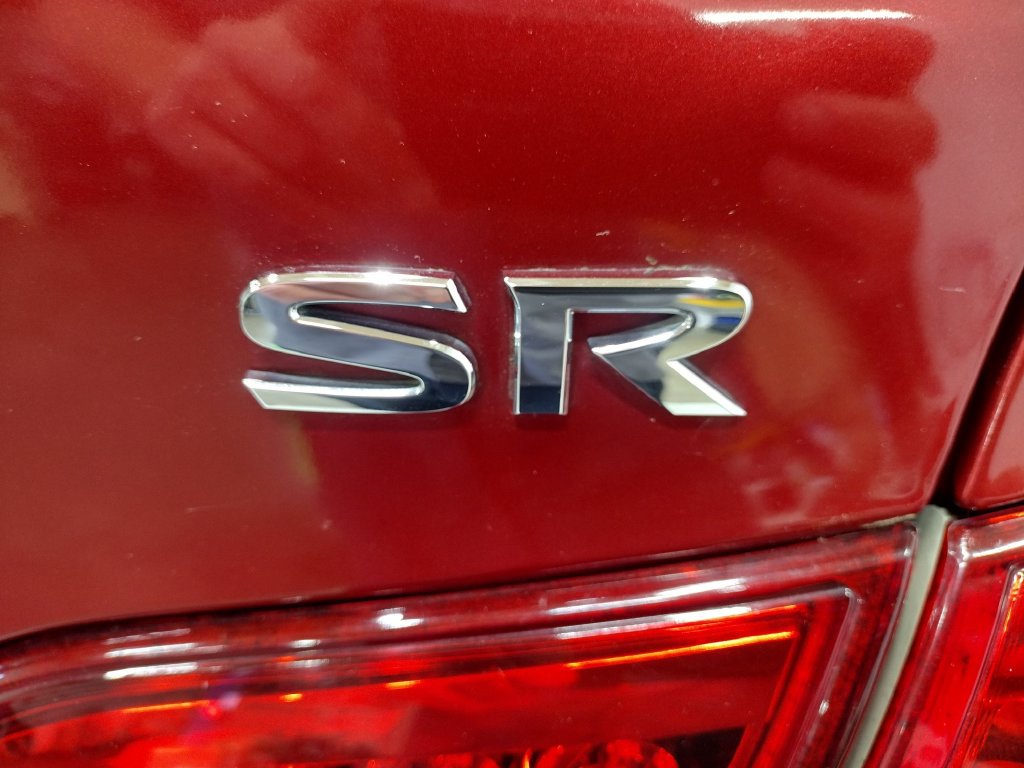 Used 2014 Nissan Sentra SR w/ Premium Package FWD image 15