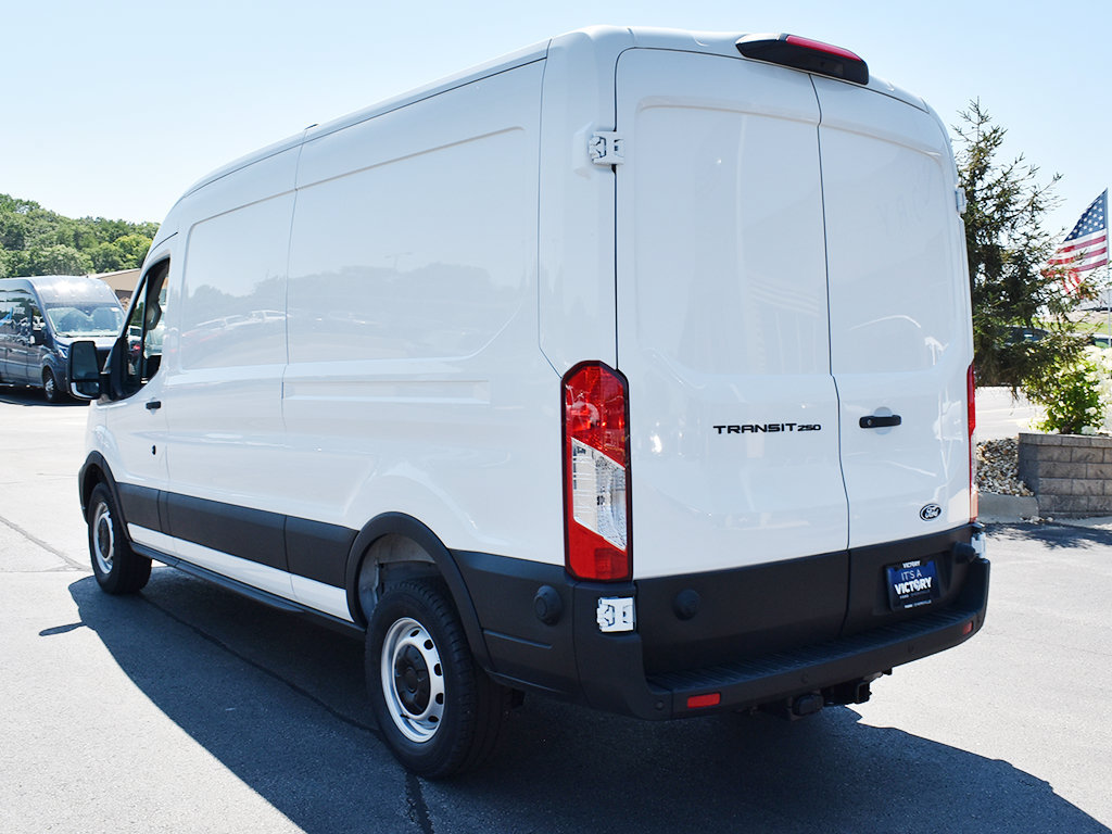 New 2026 Ford Transit 250 148 Medium Roof RWD image 3