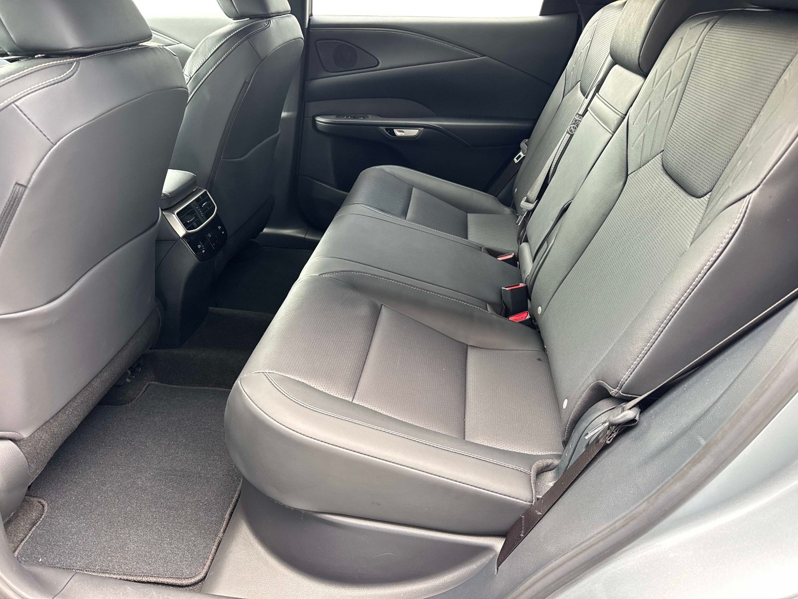 Used 2025 Lexus RX 350 Premium Plus w/ Accessory Package (Z1) FWD image 15