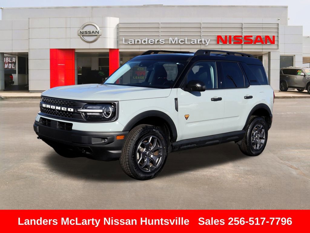 Used 2023 Ford Bronco Sport Badlands image 9