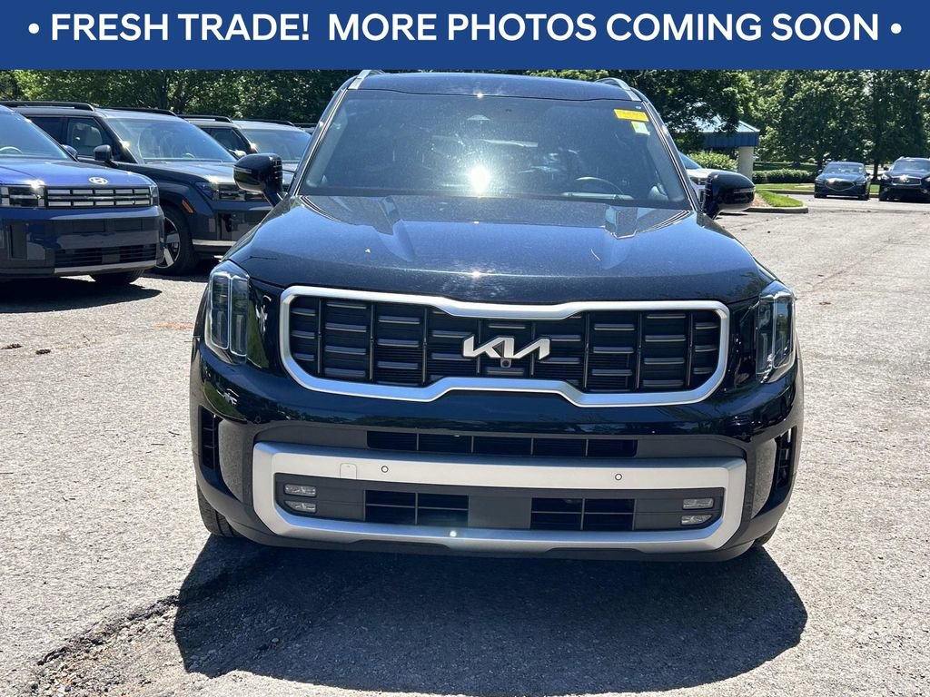 Used 2023 Kia Telluride SX Prestige AWD/4WD image 2