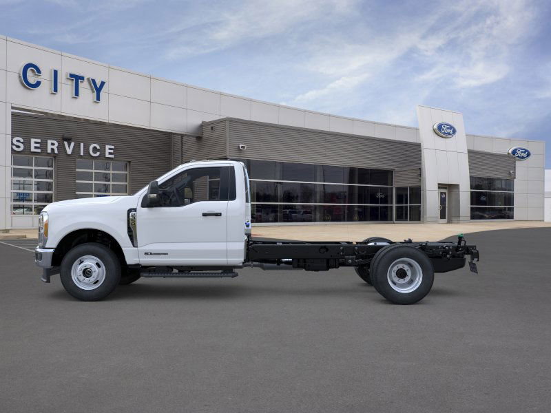 New 2026 Ford F350 XL w/ XL Chrome Package image 5