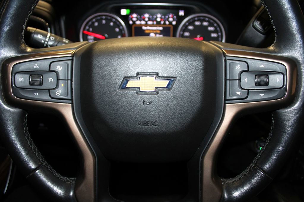 Used 2019 Chevrolet Silverado 1500 High Country w/ High Country Premium Package image 12