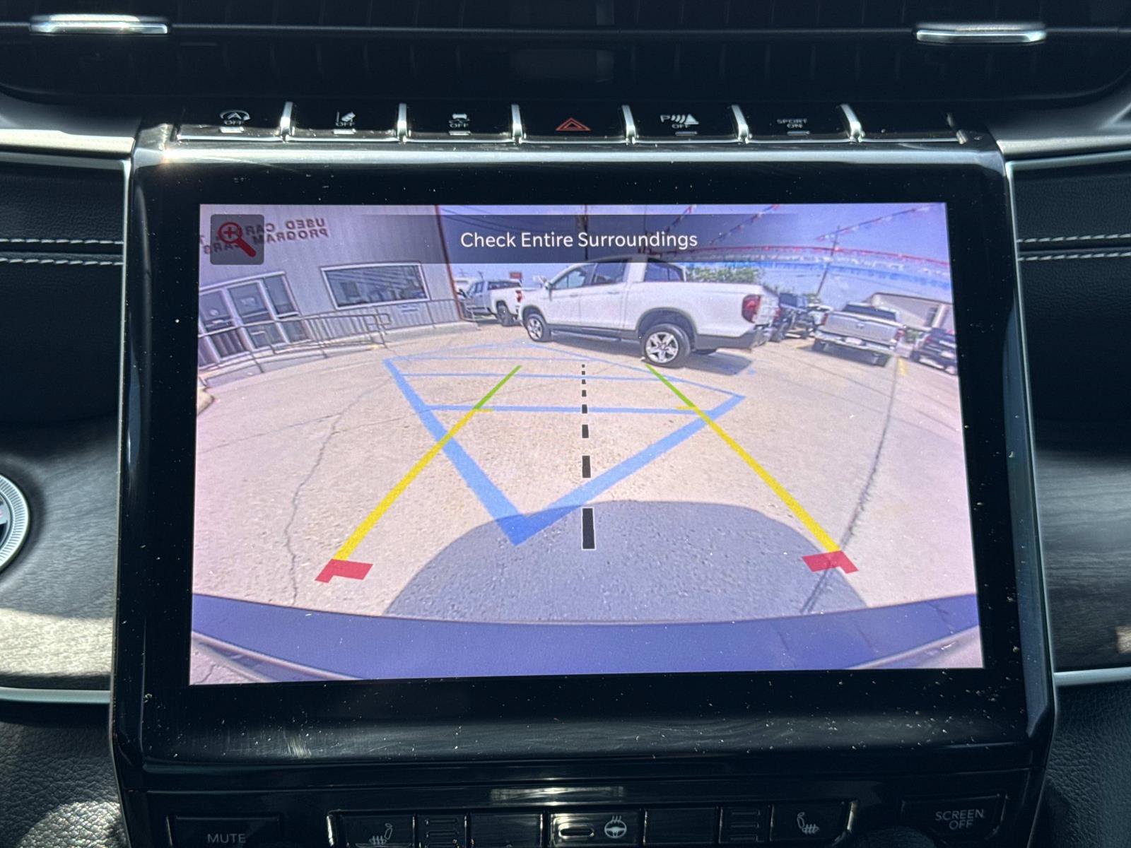 Used 2024 Jeep Grand Cherokee L Limited RWD image 25
