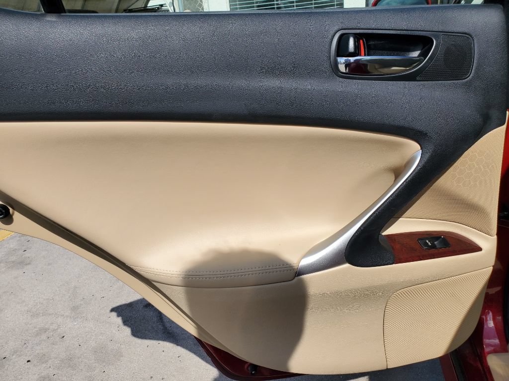 Used 2007 Lexus IS 250 RWD image 19
