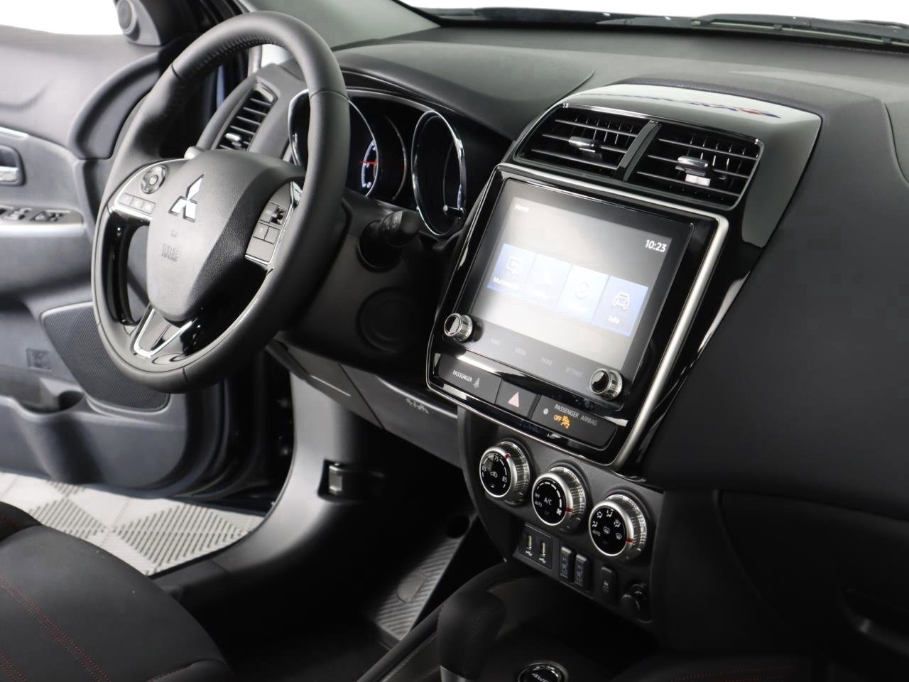 New 2024 Mitsubishi Outlander Sport SE image 5