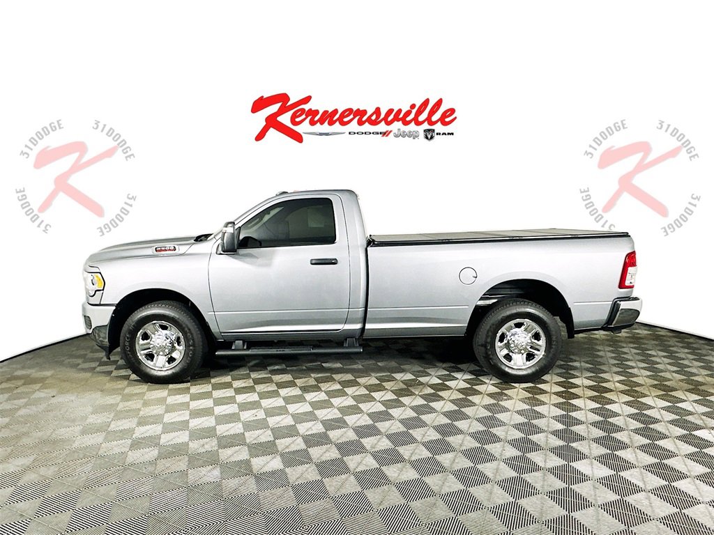 Used 2024 RAM 2500 Tradesman w/ Chrome Appearance Group image 4