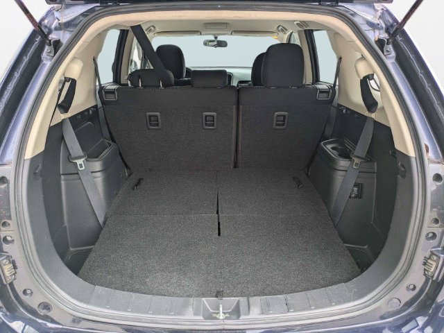 Used 2019 Mitsubishi Outlander ES FWD image 13