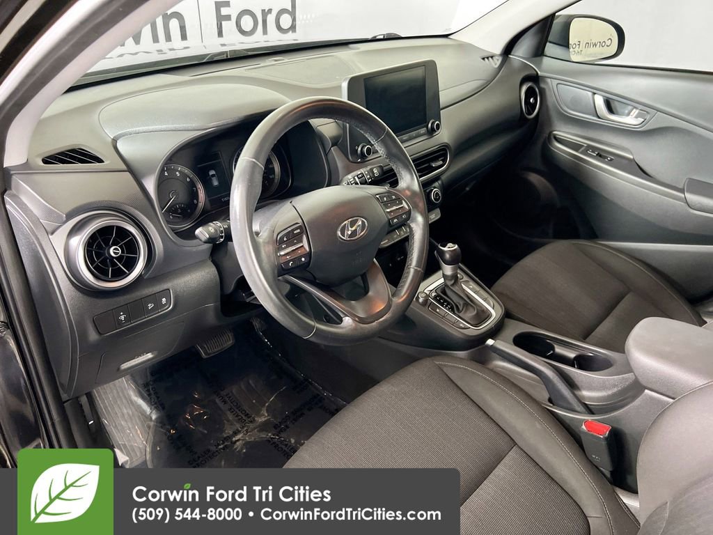 Used 2022 Hyundai Kona SEL w/ Convenience Package AWD/4WD image 3