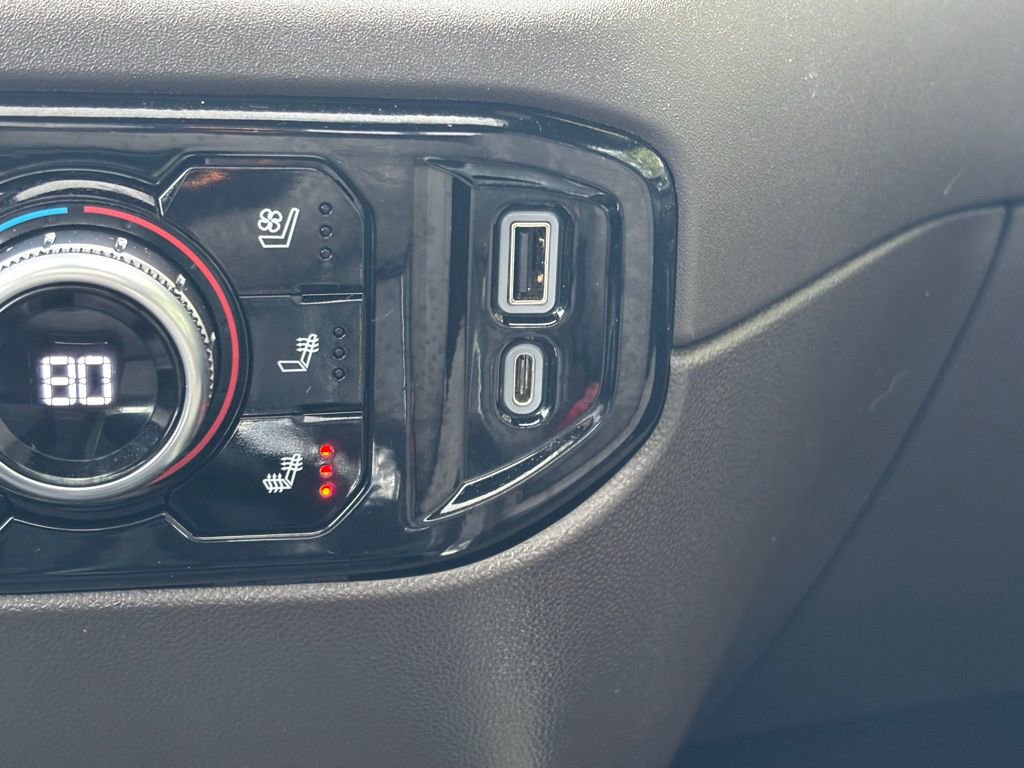 Used 2023 GMC Sierra 1500 SLT w/ SLT Premium Package image 30