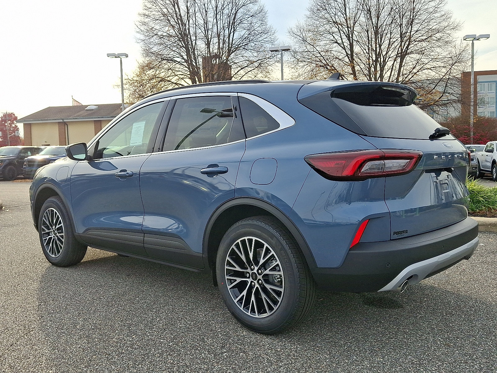 New 2026 Ford Escape SE FWD image 12
