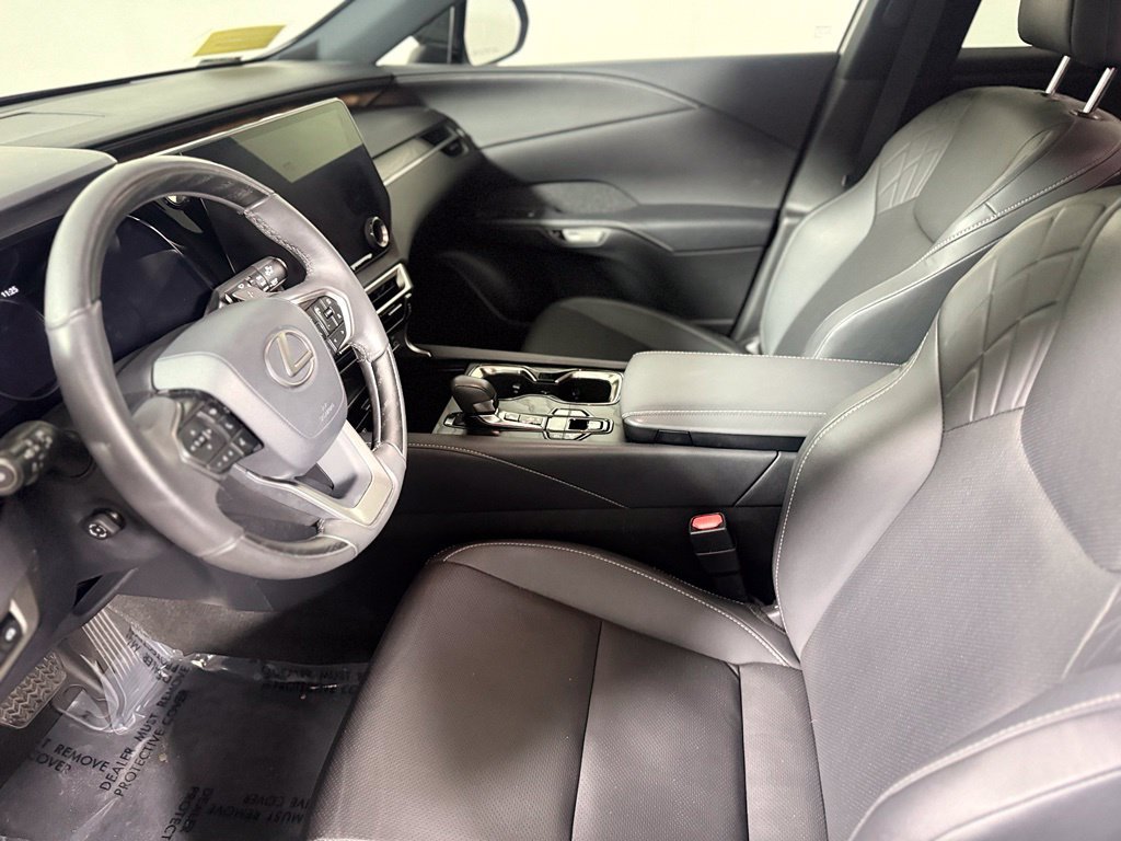 Used 2023 Lexus RX 350 Premium w/ Accessory Package AWD/4WD image 18