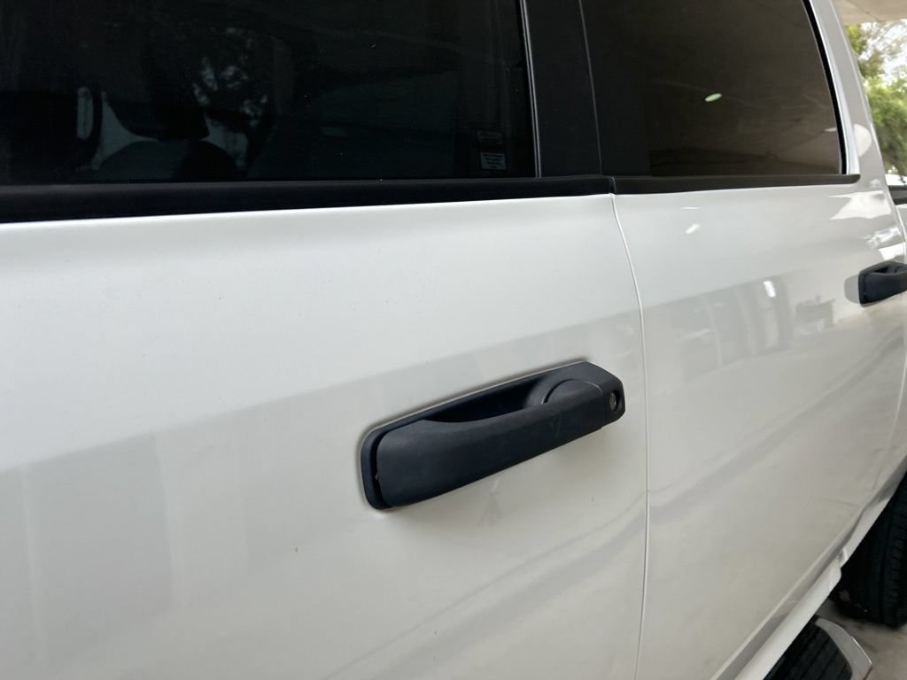 Used 2023 RAM 2500 Big Horn w/ Level 1 Equipment Group AWD/4WD image 17