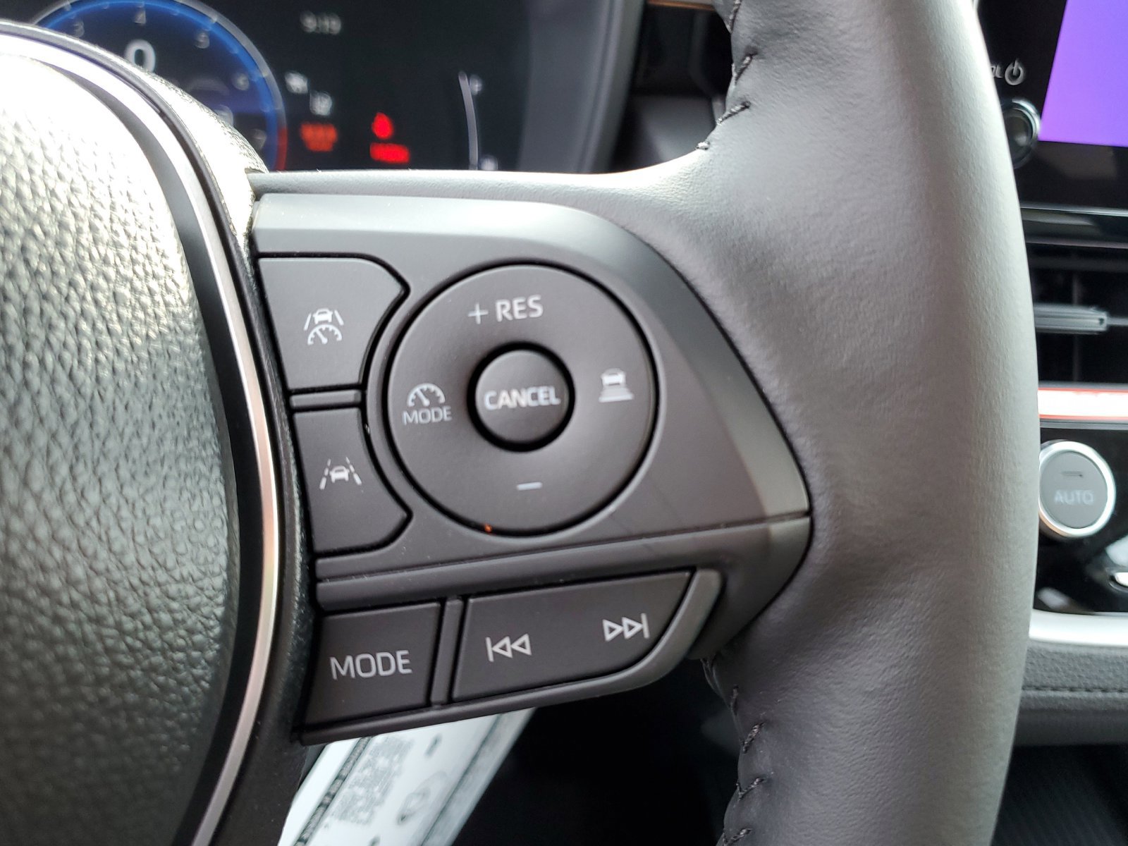 New 2026 Toyota Corolla Cross LE FWD image 22