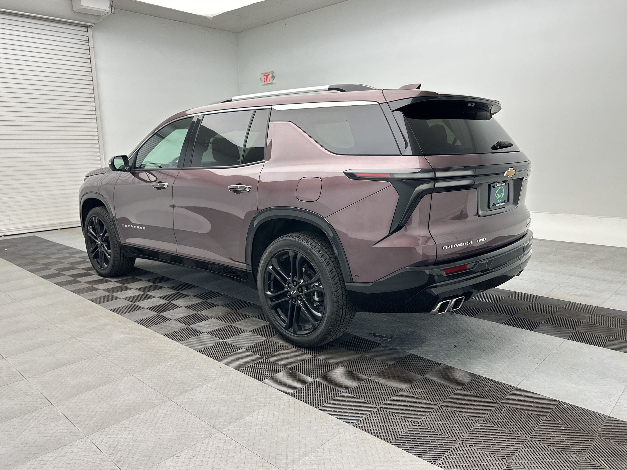 Certified 2026 Chevrolet Traverse High Country AWD/4WD image 3