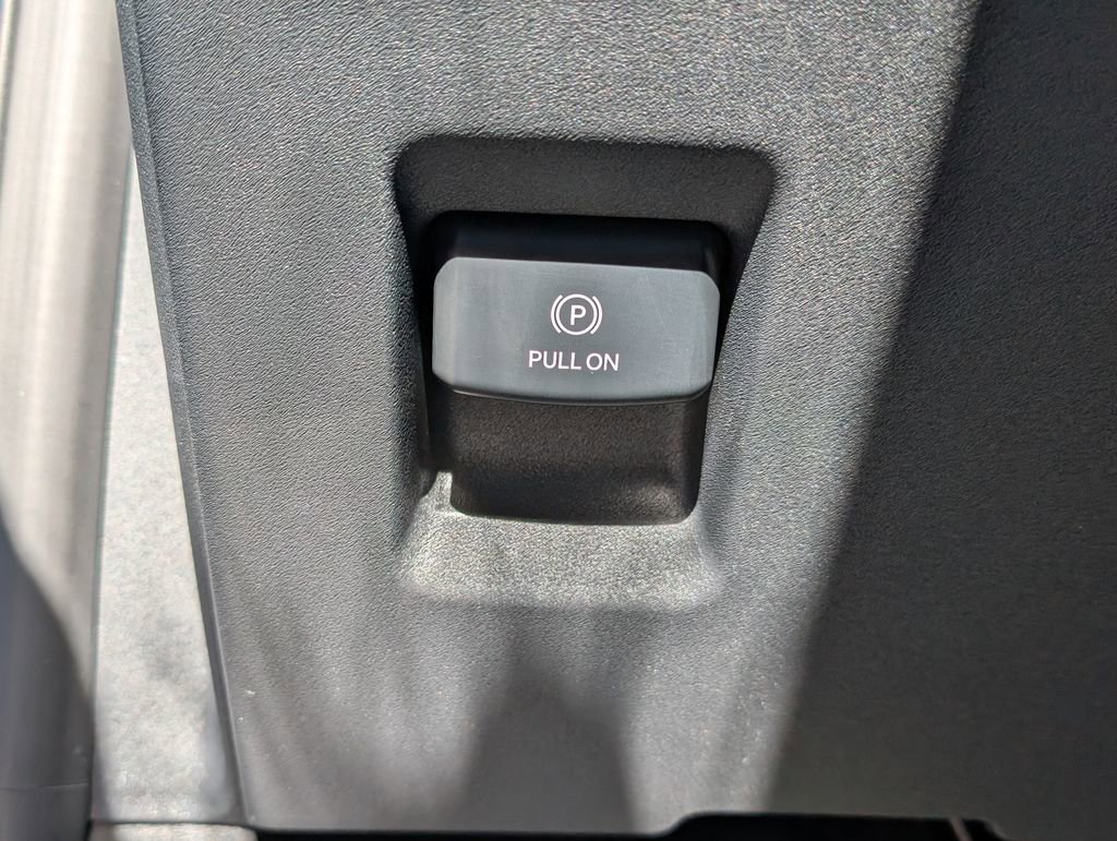 Used 2026 Ford Expedition Max Active RWD image 32