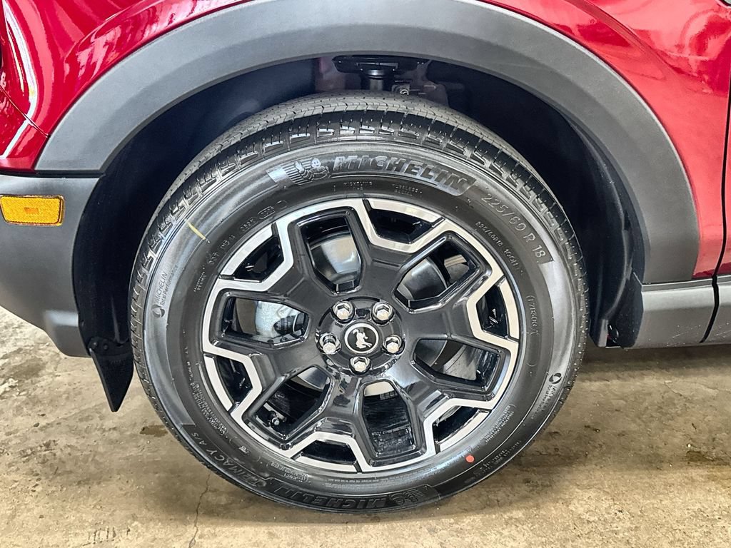 New 2026 Ford Bronco Sport Outer Banks w/ Outer Banks Tech Package+ AWD/4WD image 32