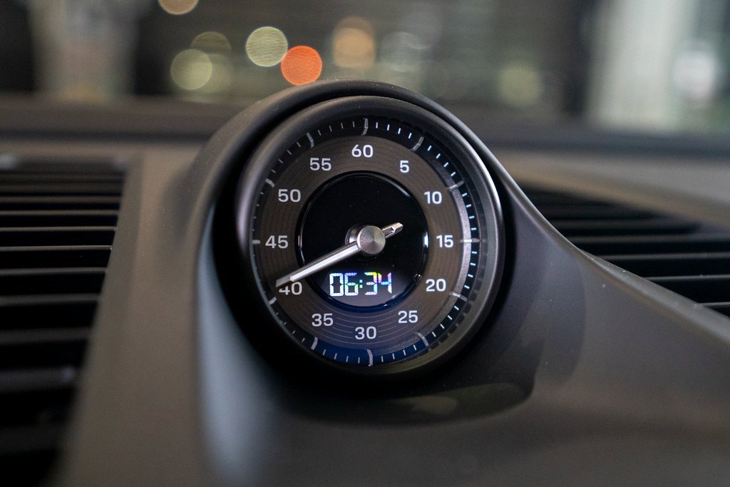 New 2025 Porsche Macan Turbo Electric image 35