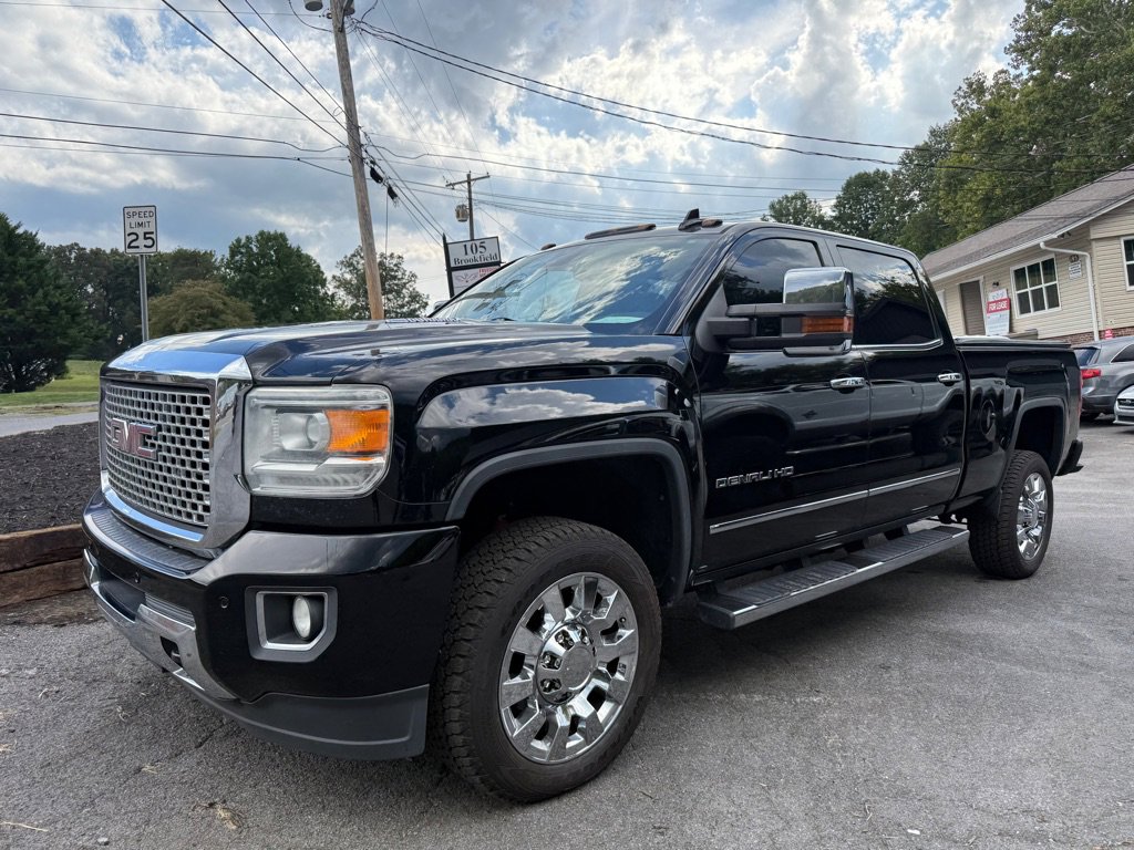 Used 2015 GMC Sierra 2500 Denali w/ Duramax Plus Package image 22