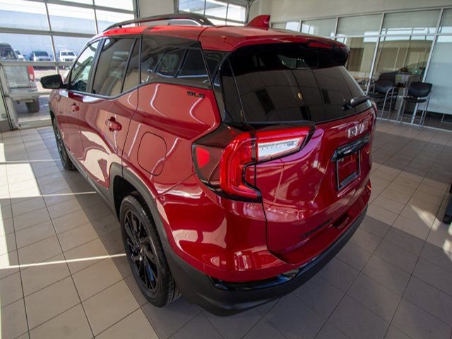 Certified 2023 GMC Terrain SLE w/ Driver Convenience Package image 5