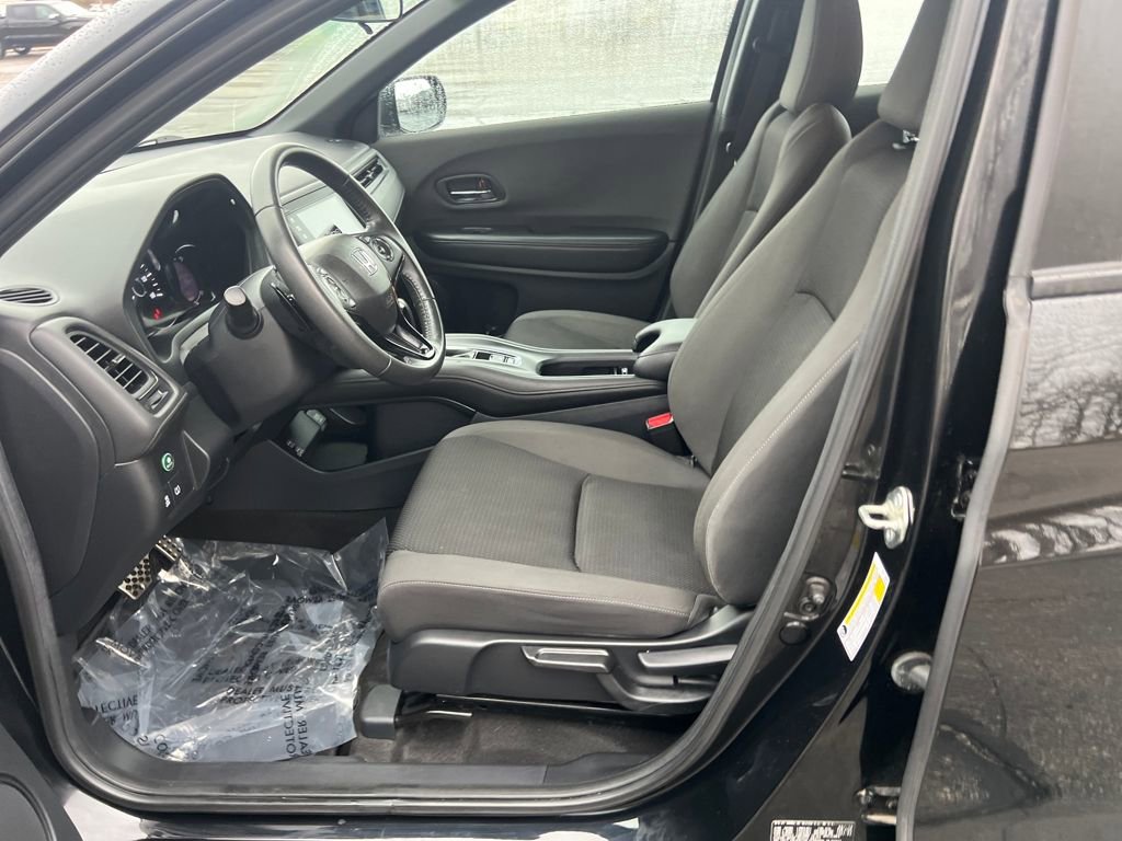 Used 2019 Honda HR-V Sport image 9