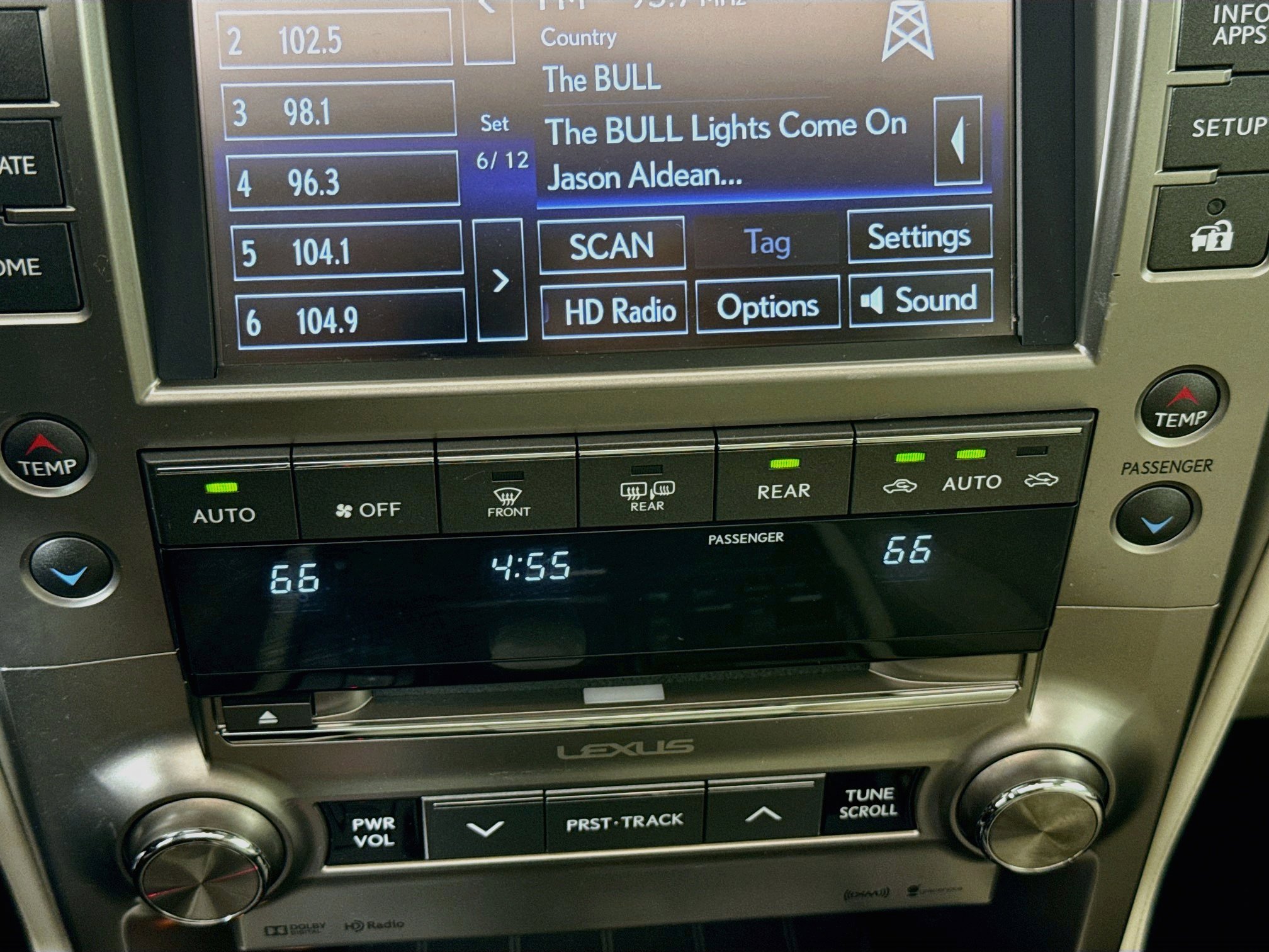 Used 2020 Lexus GX 460 Premium w/ Premium Package AWD/4WD image 18