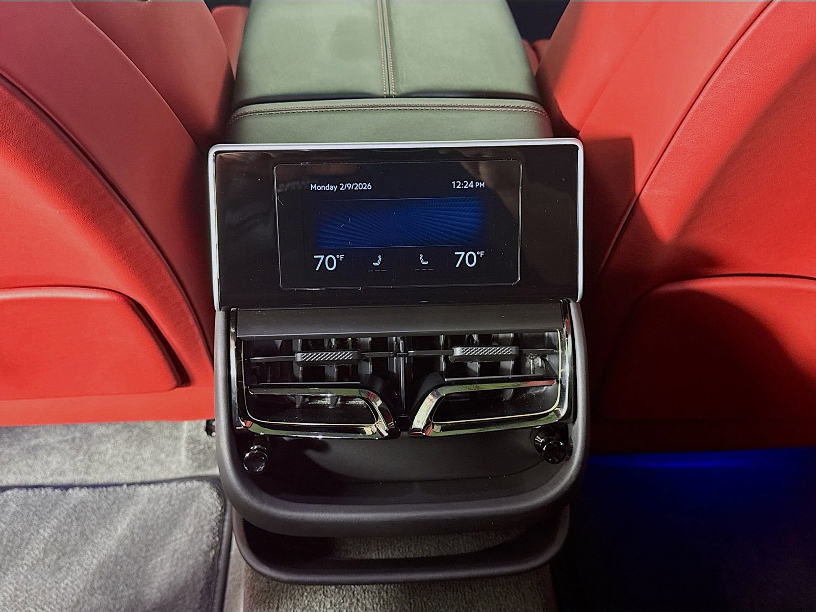 Certified 2025 Bentley Flying Spur Plug-In Hybrid image 25