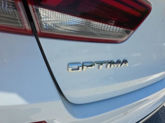 Used 2019 Kia Optima S FWD image 11