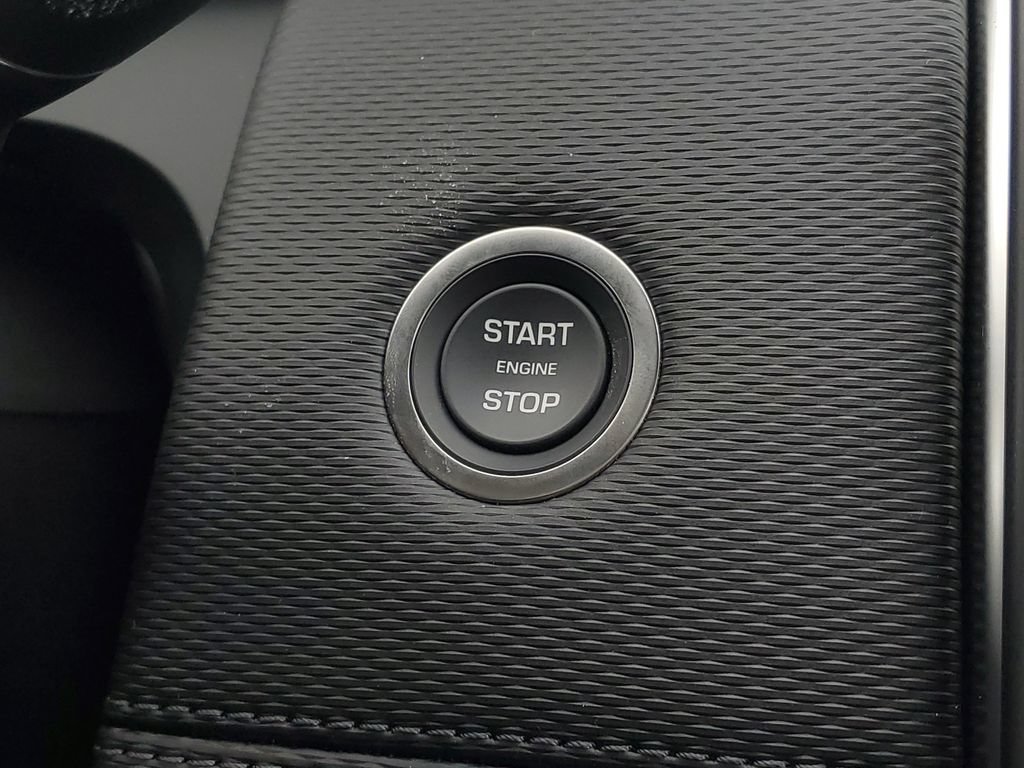 Used 2026 Land Rover Discovery Sport Landmark AWD/4WD image 18