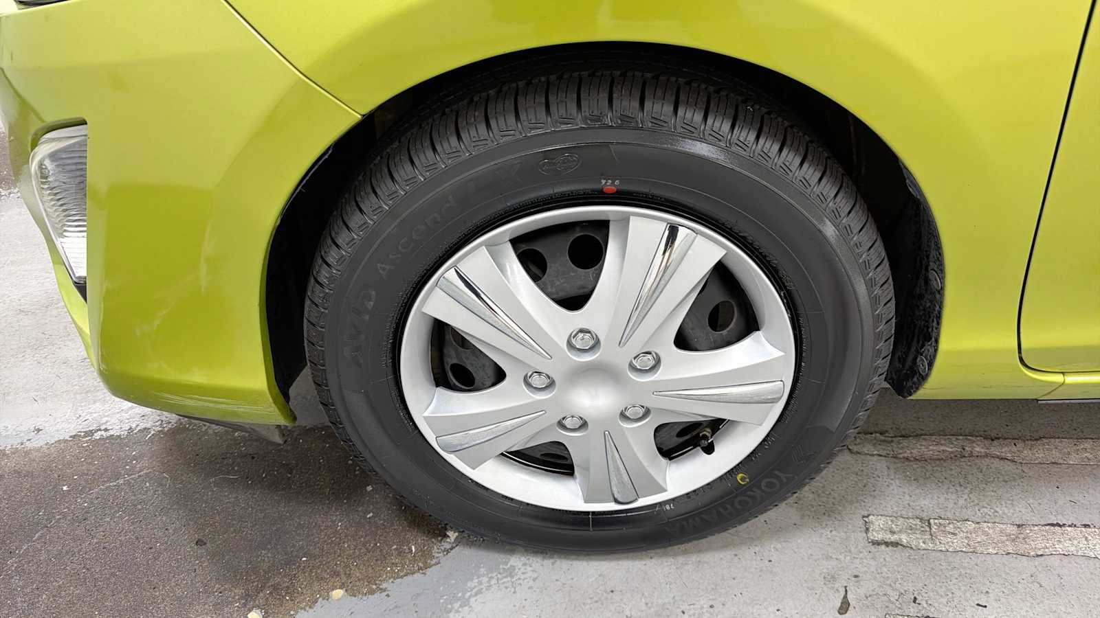 Used 2015 Toyota Prius C Two FWD image 10