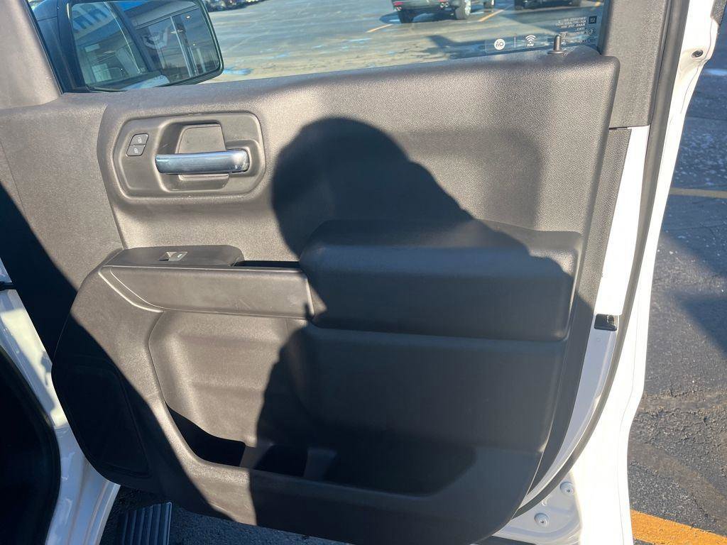 Used 2022 Chevrolet Silverado 1500 Custom Trail Boss image 28