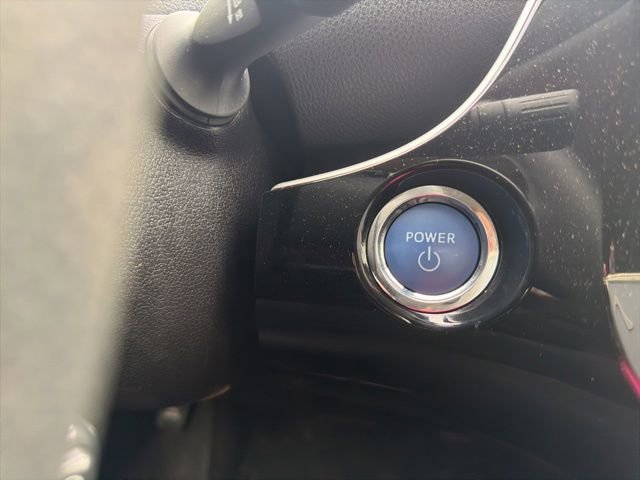 Used 2020 Toyota Prius LE FWD image 24
