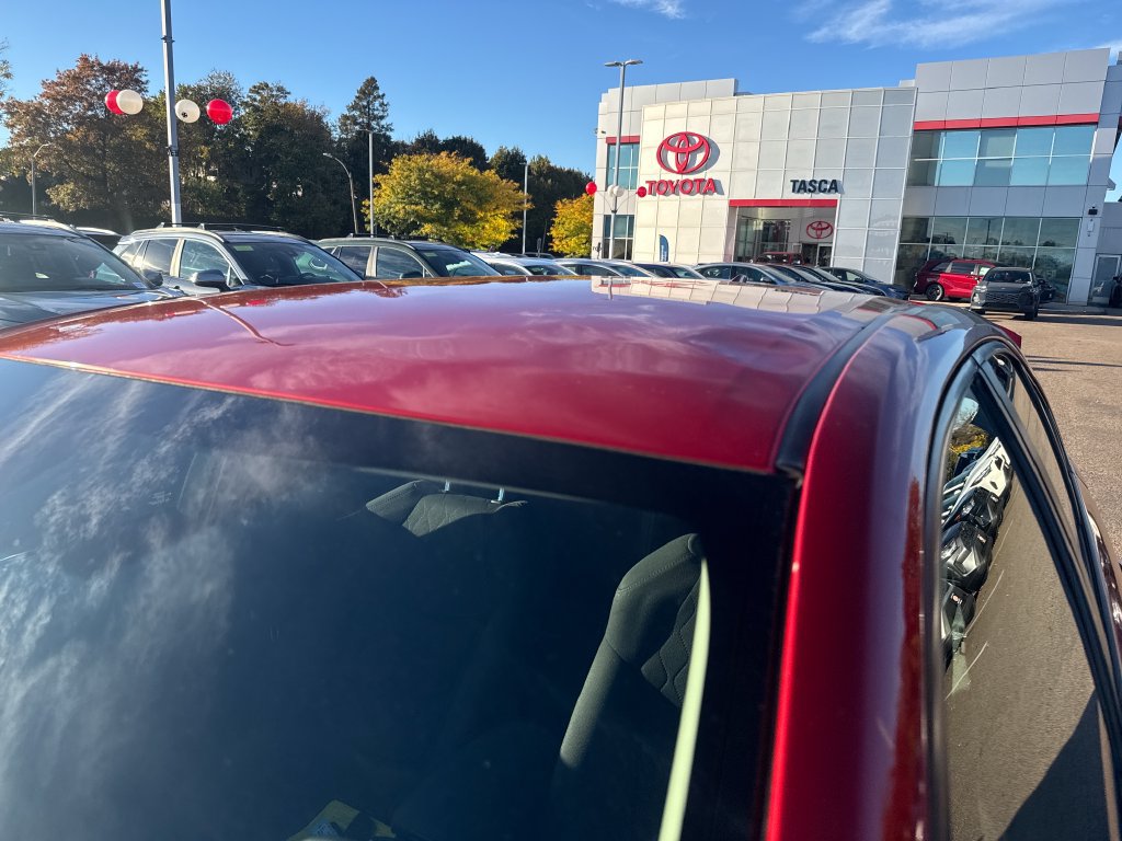 Used 2021 Toyota Corolla LE w/ LE Convenience Package FWD image 44