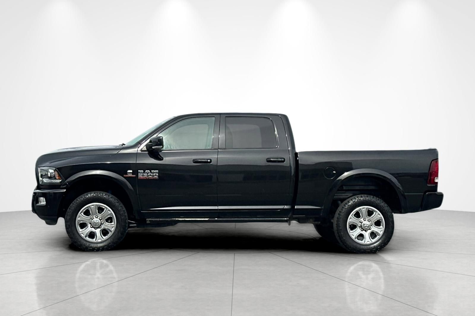 Used 2018 RAM 2500 Laramie w/ Sport Appearance Group image 3