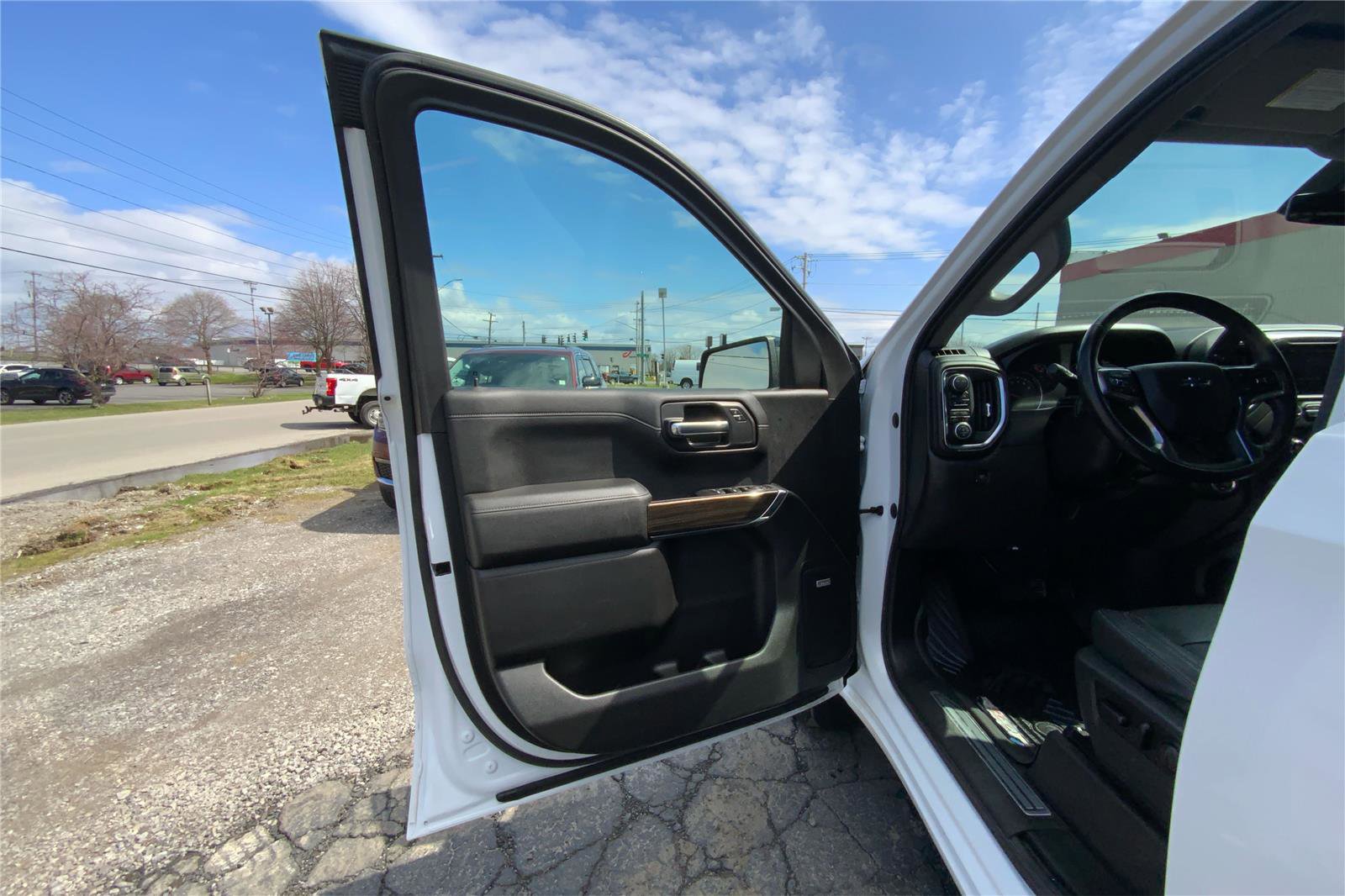 Used 2020 Chevrolet Silverado 1500 RST image 20