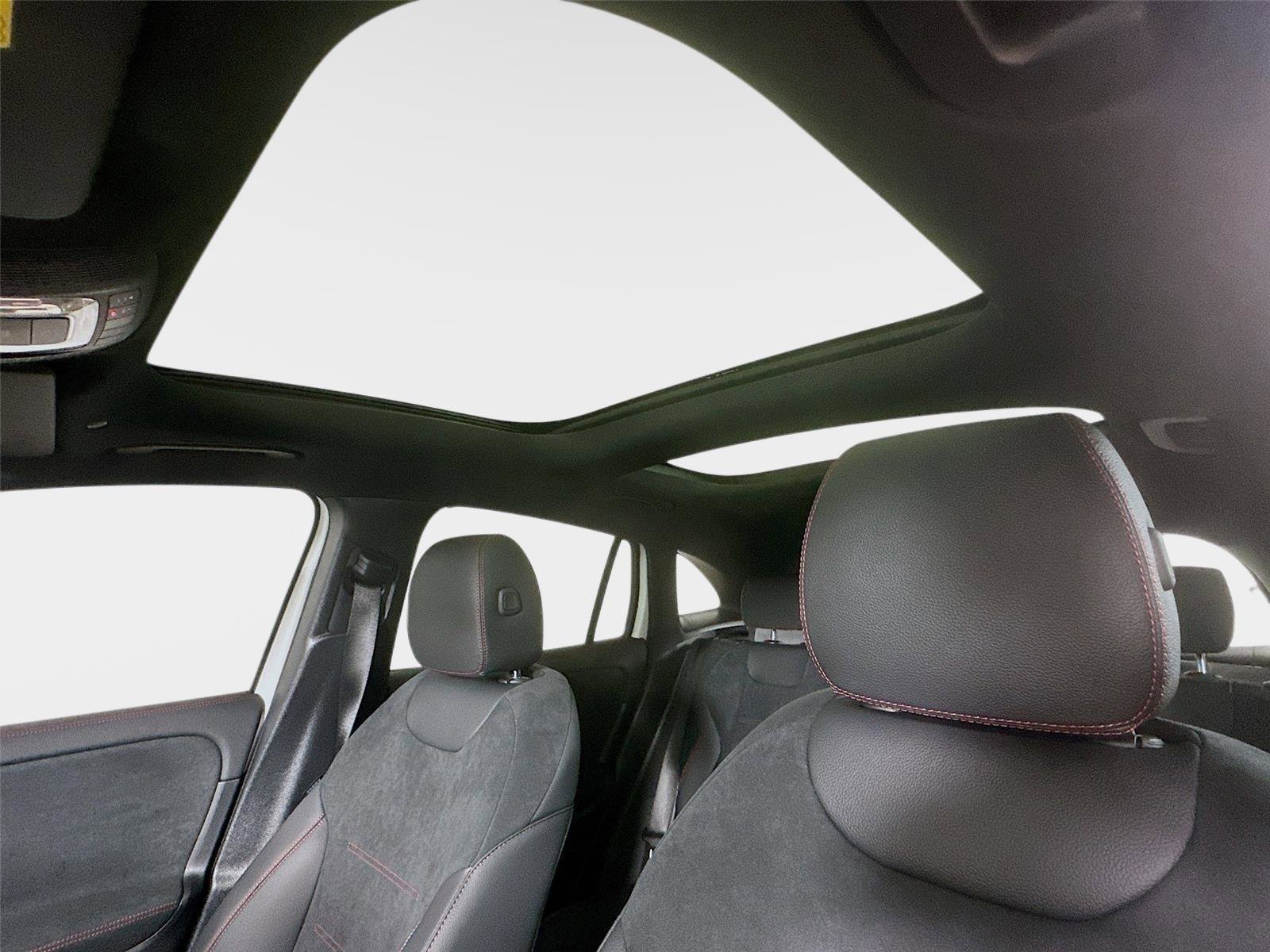 Certified 2025 Mercedes-Benz GLA 250 4MATIC image 26