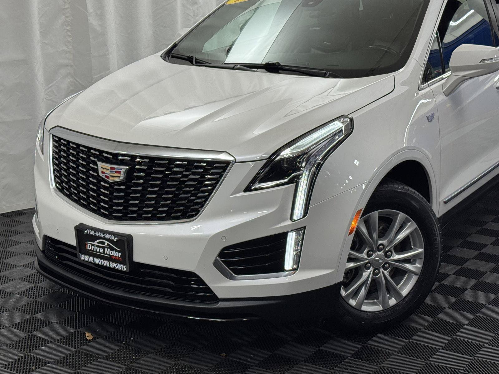 Used 2023 Cadillac XT5 Luxury AWD/4WD image 3