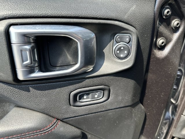 Used 2021 Jeep Wrangler Unlimited Rubicon AWD/4WD image 24