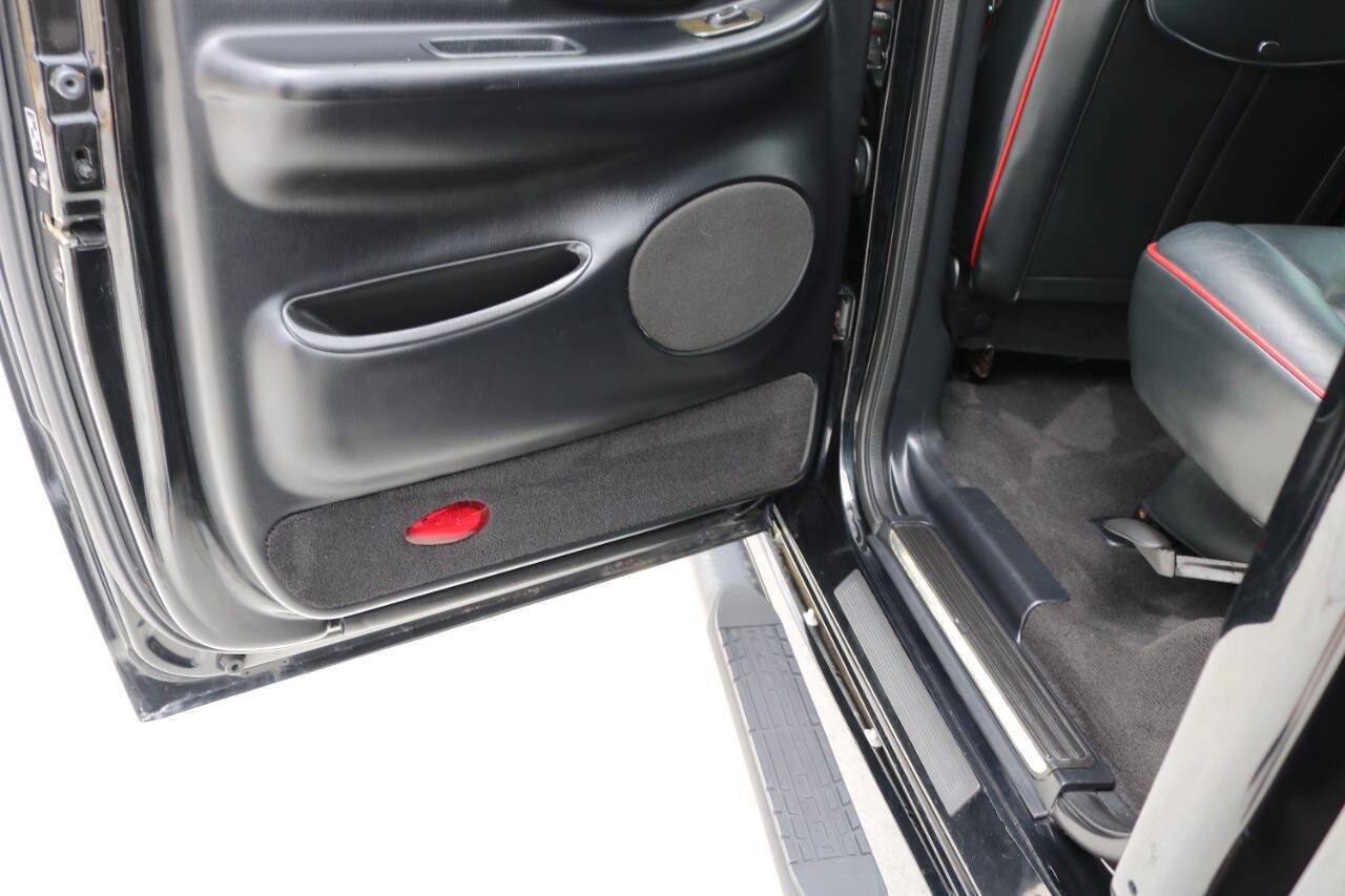 Used 2002 Lincoln Blackwood RWD image 89