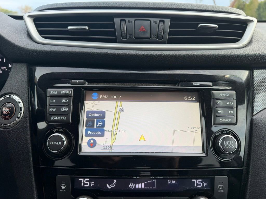 Used 2015 Nissan Rogue SL w/ SL Premium Package image 36