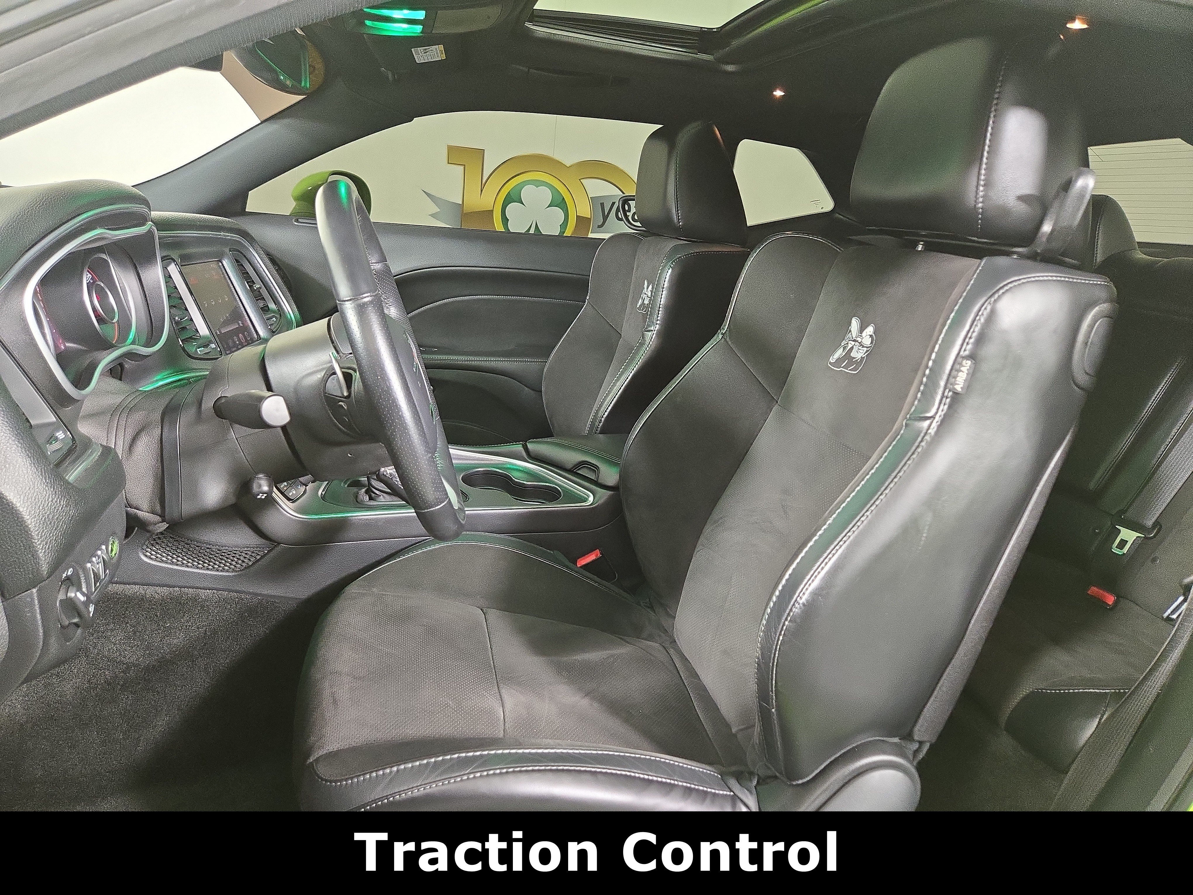Used 2015 Dodge Challenger R/T Scat Pack w/ Leather Interior Group RWD image 12